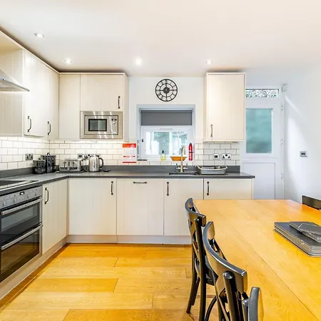 3 Bed In Ambleside Oc-Lr021 Эмблсайд