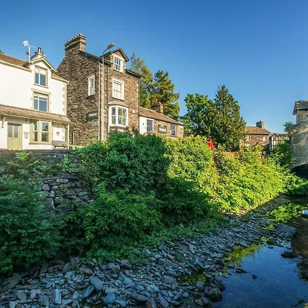 Applegarth *